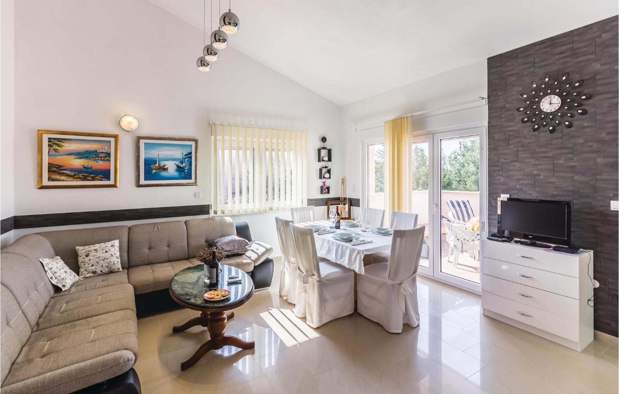 Stunning Apartment In Fazana With House Sea View Esterno foto