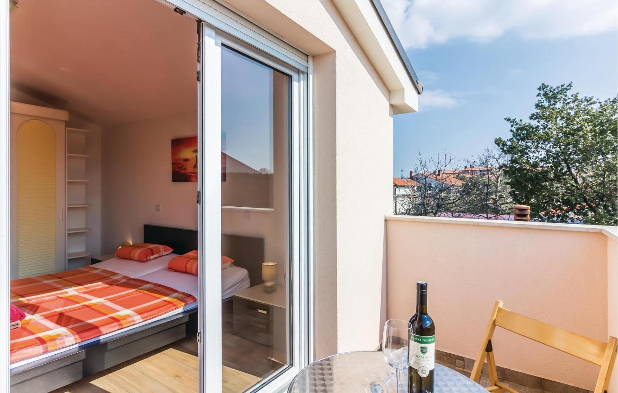 Stunning Apartment In Fazana With House Sea View Esterno foto